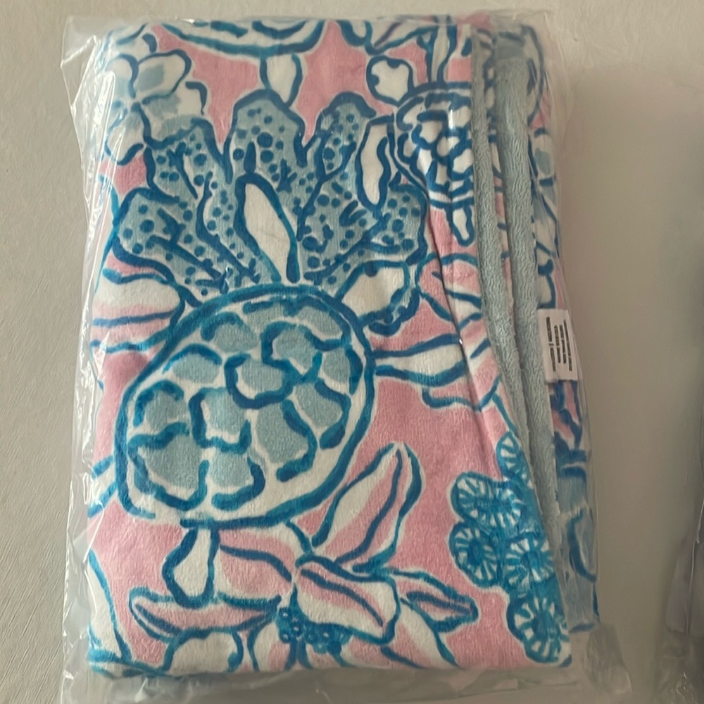 Blue and Pink turtle/coral Golf Seat Cover